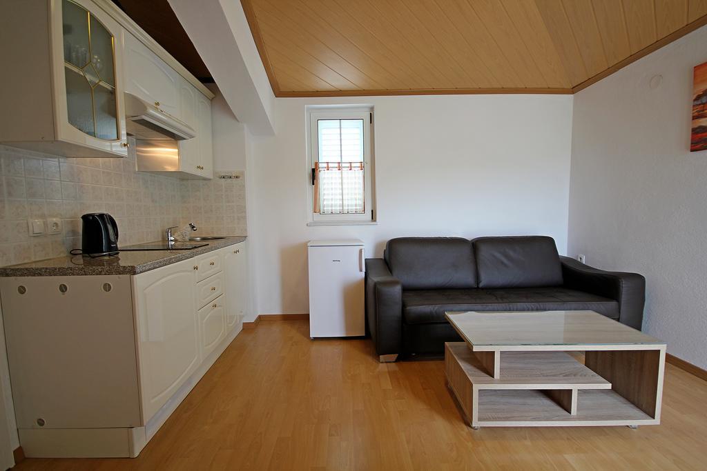 Apartment Vucic Макарська Екстер'єр фото