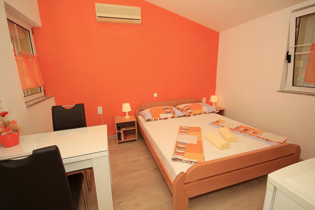 Apartment Vucic Макарська Екстер'єр фото